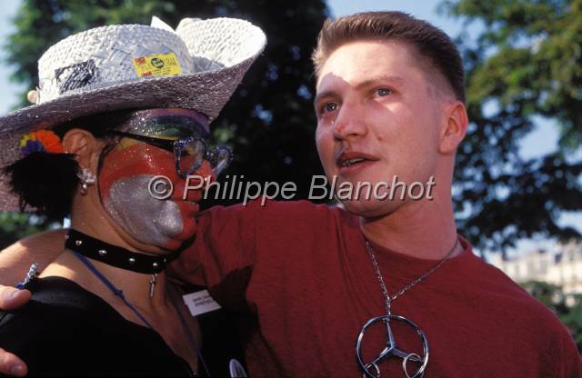 gay pride paris 19.JPG - Gay Pride (Marche des fiertés) Paris